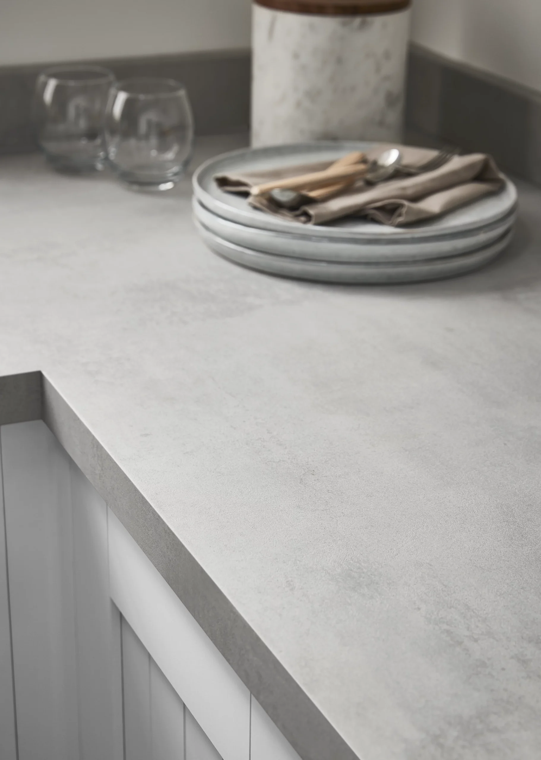 GoodHome 38mm Kala Matt Grey Concrete Effect Laminate & Particle Board Square Edge Kitchen Worktop, (L)3000mm 13 GoodHome 38mm Kala Matt Grey Concrete Effect Laminate & Particle Board Square Edge Kitchen Worktop, (L)3000mm - Image 11