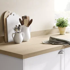 GoodHome 38mm Kala Matt Light Wood Effect Chipboard & Laminate Square Edge Kitchen Worktop, (L)3000mm -Prime Kitchen goodhome 38mm kala matt light wood effect chipboard laminate square edge kitchen worktop l 3000mm3663602636724 01i bq