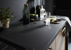 GoodHome 38mm Super Matt Black Chipboard & Laminate Square Edge Kitchen Worktop, (L)3000mm -Prime Kitchen goodhome 38mm super matt black chipboard laminate square edge kitchen worktop l 3000mm3663602635000 21i