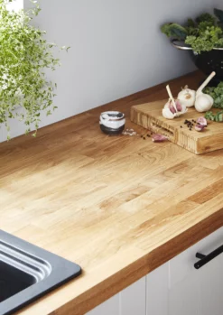 GoodHome 40mm Hinita Oiled Natural Solid Oak Square Edge Kitchen Worktop, (L)3000mm -Prime Kitchen goodhome 40mm hinita oiled natural solid oak square edge kitchen worktop l 3000mm3663602635567 10i