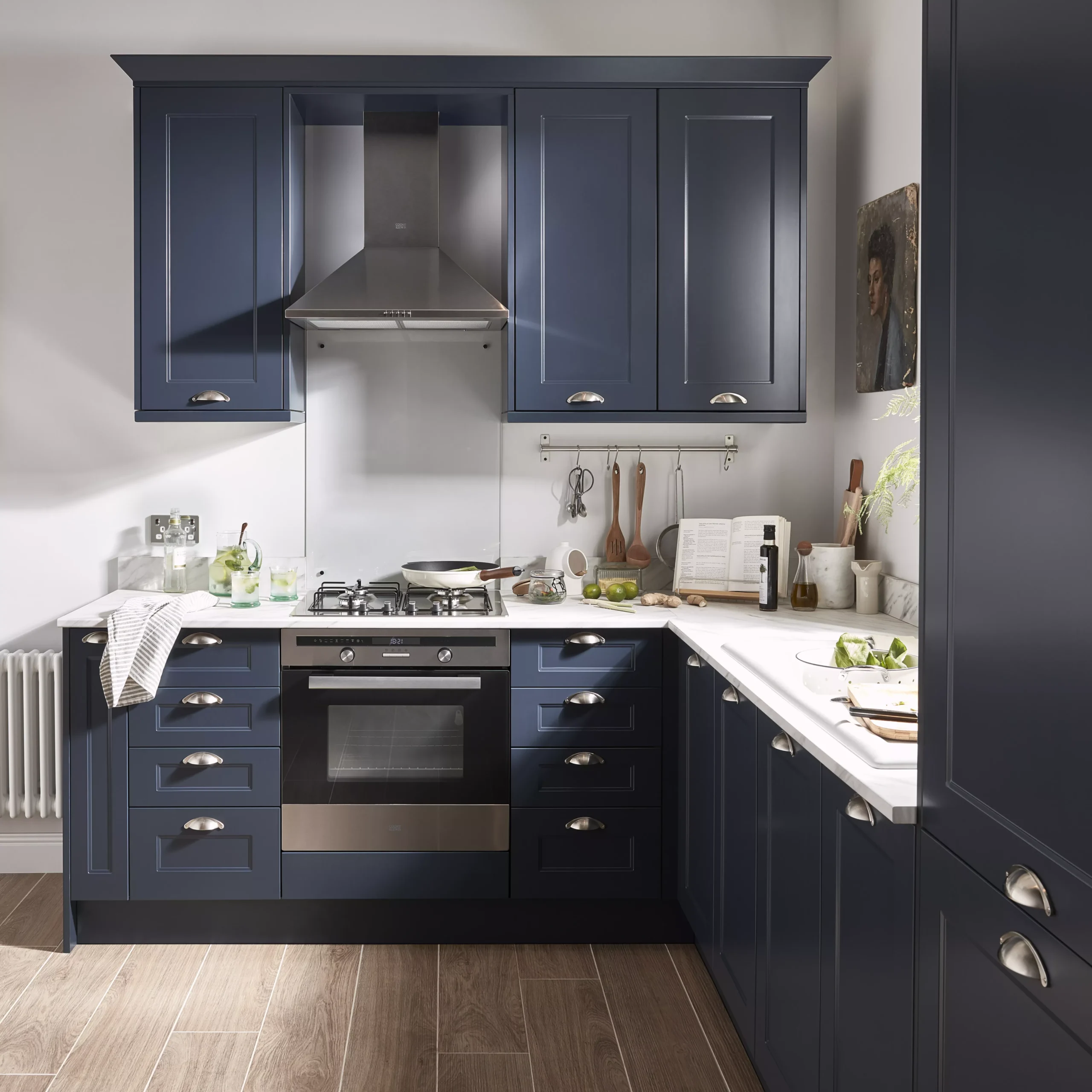 GoodHome Artemisia Midnight Blue Classic Shaker 70:30 Larder/Fridge Cabinet Door (W)600mm (H)1287mm (T)18mm 5 GoodHome Artemisia Midnight Blue Classic Shaker 70:30 Larder/Fridge Cabinet Door (W)600mm (H)1287mm (T)18mm - Image 3