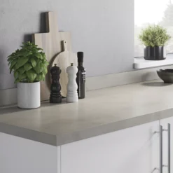 GoodHome Kala Light Grey Concrete Effect Laminate & Particle Board Upstand (L)3000mm -Prime Kitchen goodhome kala light grey concrete effect laminate particle board upstand l 3000mm3663602636496 21i