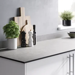 GoodHome Nepeta Grey Stone Effect Paper & Resin Upstand (L)3000mm -Prime Kitchen goodhome nepeta grey stone effect paper resin upstand l 3000mm3663602636656 21i