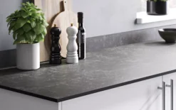 GoodHome Nepeta Grey Stone Effect Paper & Resin Upstand (L)3000mm -Prime Kitchen goodhome nepeta grey stone effect paper resin upstand l 3000mm3663602636656 24i