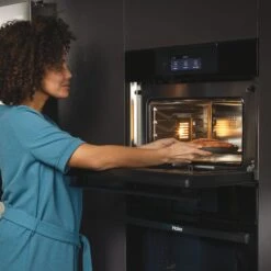 Haier HWO45NB4T0B1 Built-in Compact Combination Microwave - Gloss Black -Prime Kitchen haier hwo45nb4t0b1 built in compact combination microwave gloss black8059019030050 38c bq