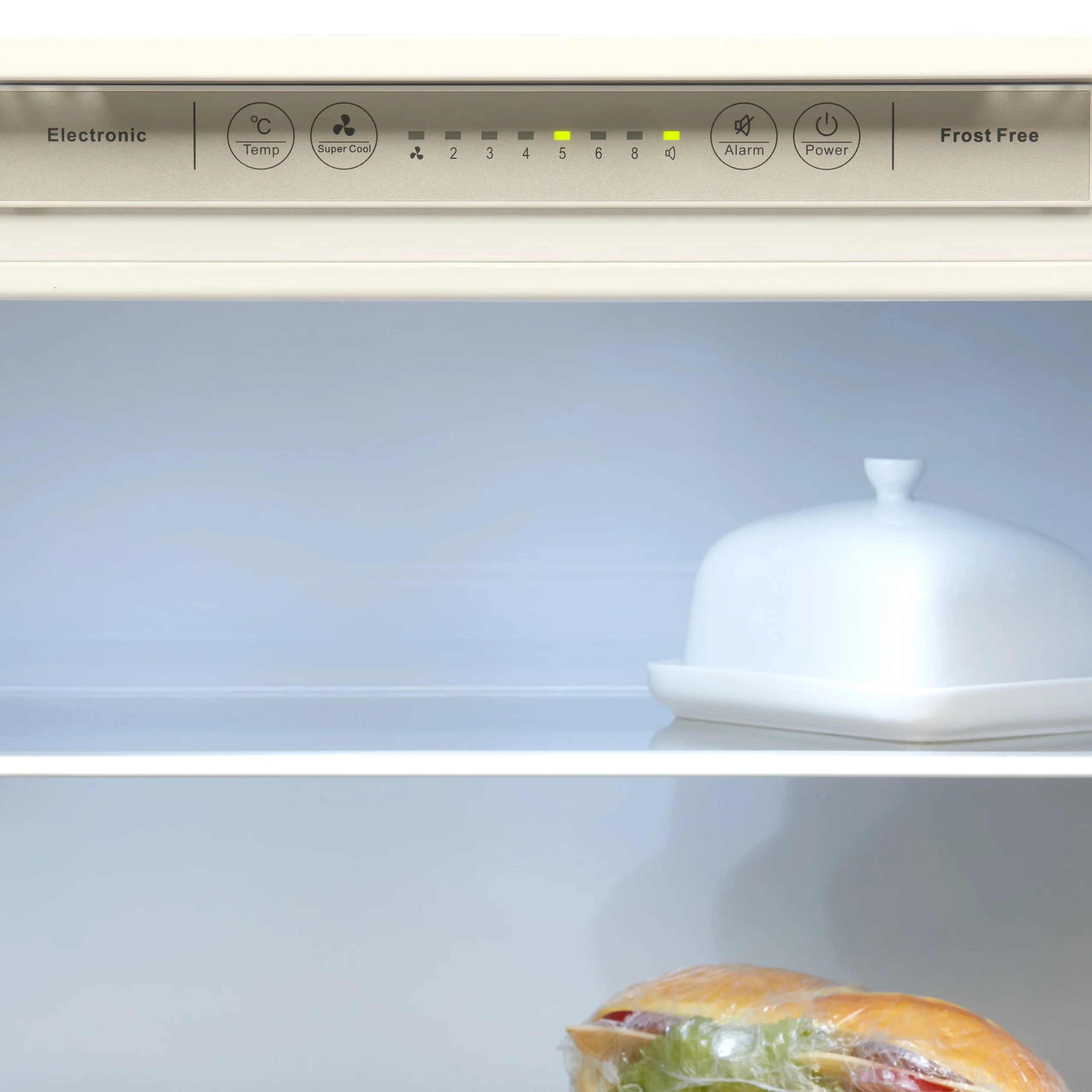 Hisense RIB312F4AWF 70:30 Integrated Frost Free Fridge Freezer - White 6 Hisense RIB312F4AWF 70:30 Integrated Frost Free Fridge Freezer - White - Image 4