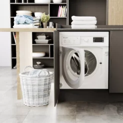 Hotpoint BIWMHG91484UK_WH 9kg Built-in 1400rpm Washing Machine - White -Prime Kitchen hotpoint biwmhg91484uk wh 9kg built in 1400rpm washing machine white5054645586301 06i bq