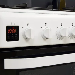 Hotpoint CS1A250HFA1_WH Freestanding Chest Freezer - White 21 Hotpoint CS1A250HFA1_WH Freestanding Chest Freezer - White -Prime Kitchen hotpoint cs1a250hfa1 wh freestanding chest freezer white5054645607587 08i bq