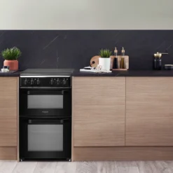 Hotpoint HD5V92KCB_BK 50cm Double Electric Cooker With Ceramic Hob - Black -Prime Kitchen hotpoint hd5v92kcb bk 50cm double electric cooker with ceramic hob black5054645566235 08i bq