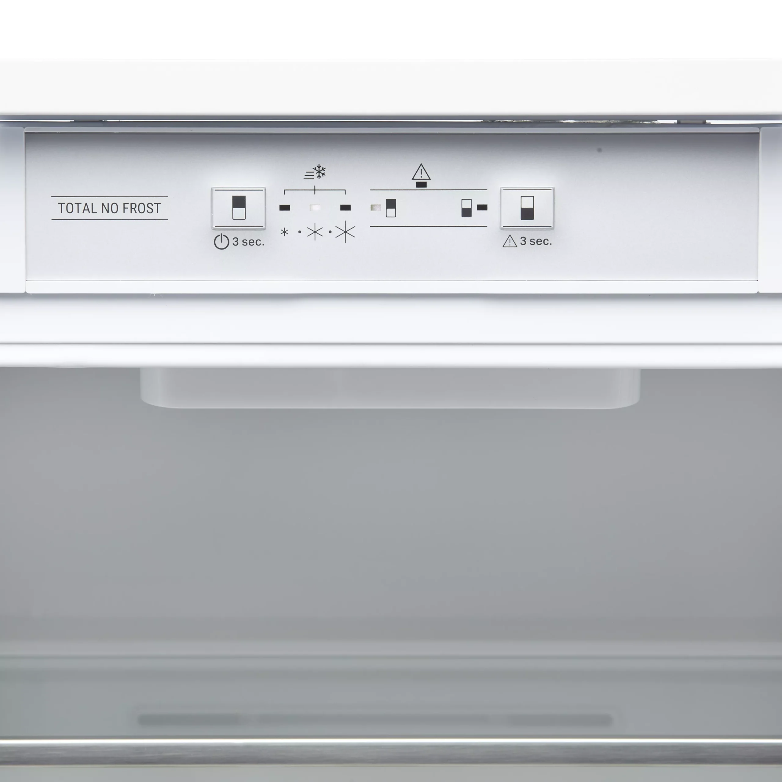Hotpoint HTC20T321UK_WH Built-in Frost Free Fridge Freezer - White 11 Hotpoint HTC20T321UK_WH Built-in Frost Free Fridge Freezer - White - Image 9