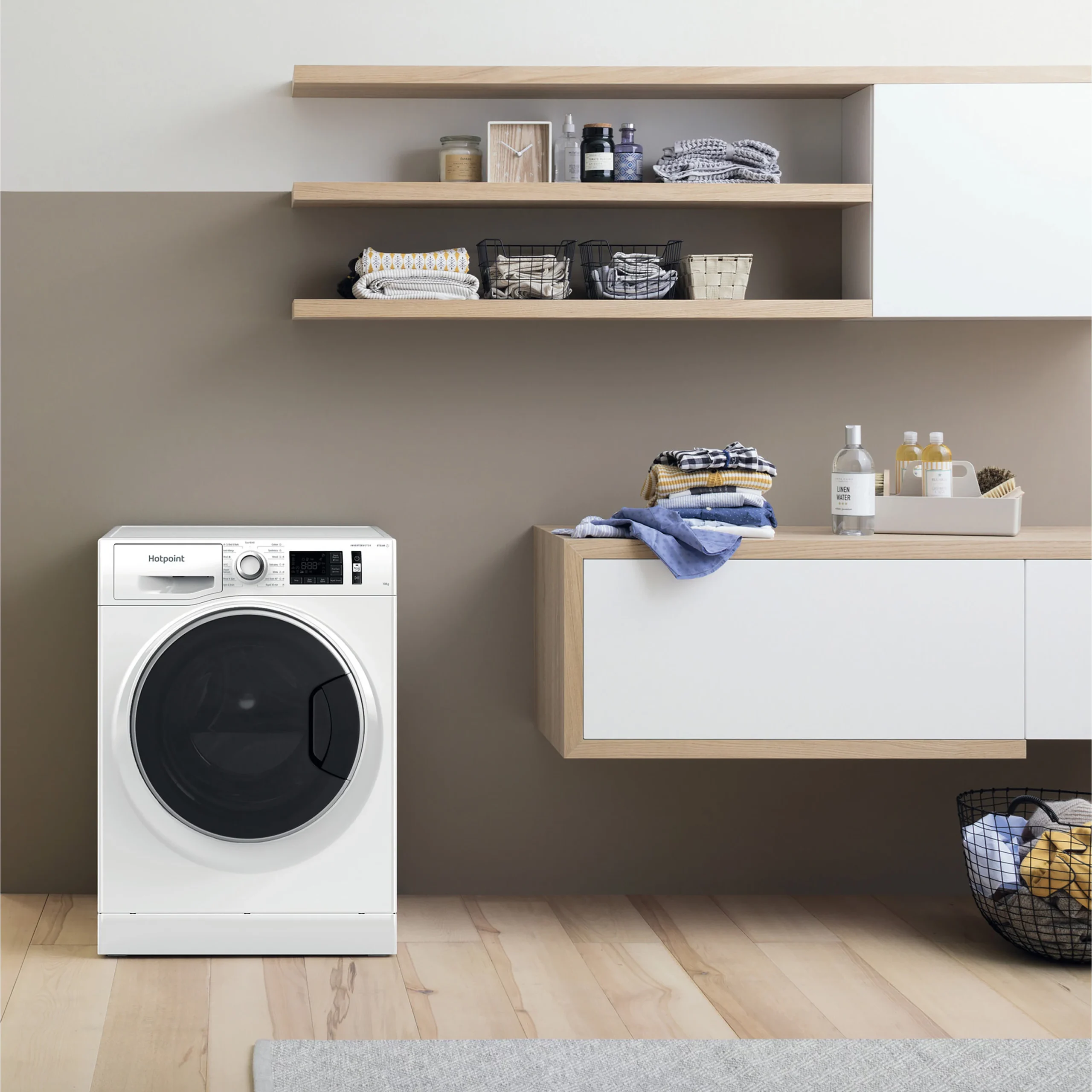 Hotpoint NM111046WDAUKN_WH 10kg Freestanding 1400rpm Washing Machine - White 8 Hotpoint NM111046WDAUKN_WH 10kg Freestanding 1400rpm Washing Machine - White - Image 6