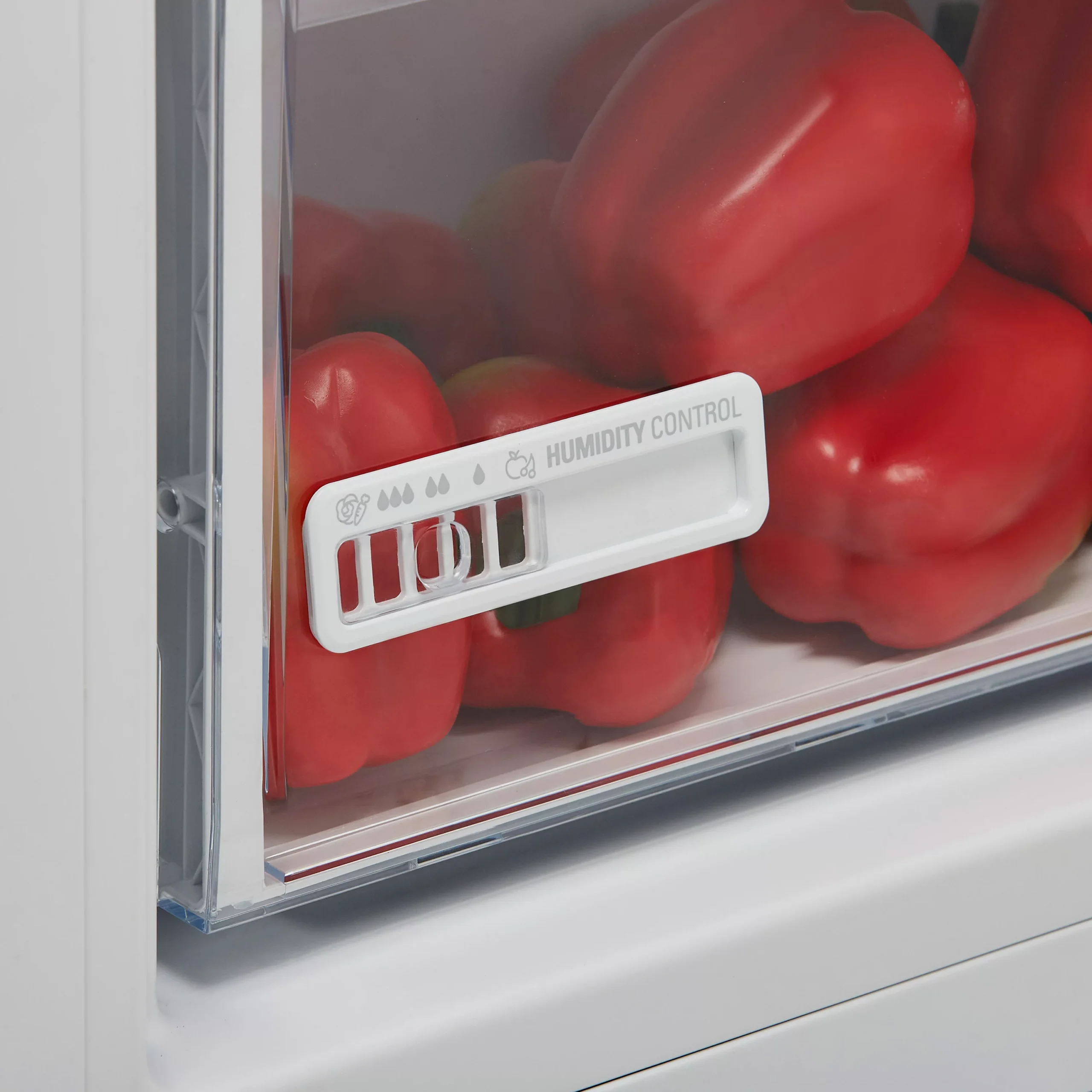 Hotpoint SH81QWRFDUK1 Freestanding Fridge - White 8 Hotpoint SH81QWRFDUK1 Freestanding Fridge - White - Image 6