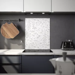 Laura Ashley Lisette White Silhouette Floral Glass Splashback, (H)750mm (W)600mm (T)6mm 8 Laura Ashley Lisette White Silhouette Floral Glass Splashback, (H)750mm (W)600mm (T)6mm -Prime Kitchen laura ashley lisette white silhouette floral glass splashback h 750mm w 600mm t 6mm5060729155110 02i bq