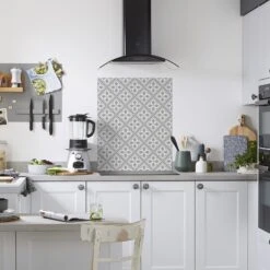 Laura Ashley Mr Jones Charcoal Geometric Glass Splashback, (H)750mm (W)600mm (T)6mm -Prime Kitchen laura ashley mr jones charcoal geometric glass splashback h 750mm w 600mm t 6mm5060729155172 01i bq