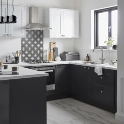 Laura Ashley Wicker Charcoal Geometric Glass Splashback, (H)750mm (W)600mm (T)6mm -Prime Kitchen laura ashley wicker charcoal geometric glass splashback h 750mm w 600mm t 6mm5060729155295 01i bq