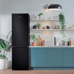 Samsung RB34T602EBN_BK 70:30 Freestanding Frost Free Fridge Freezer - Black 15 Samsung RB34T602EBN_BK 70:30 Freestanding Frost Free Fridge Freezer - Black -Prime Kitchen samsung rb34t602ebn bk 70 30 freestanding frost free fridge freezer black8806090658877 06i bq