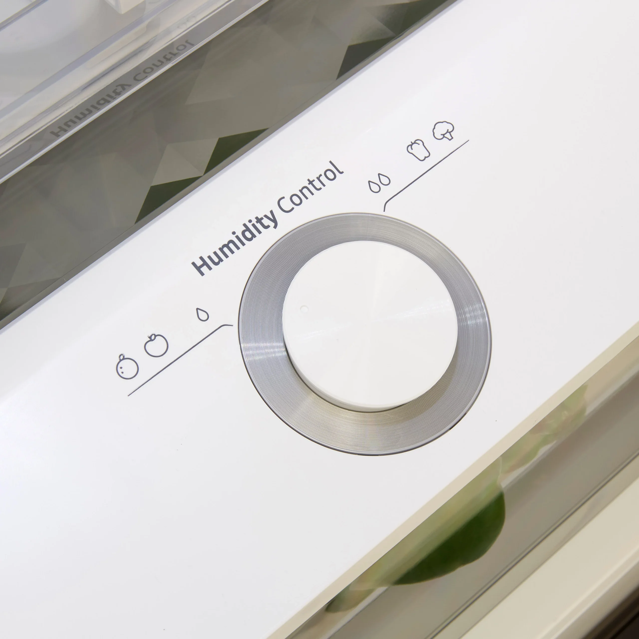 Samsung RB38T605DB1_BS 70:30 Freestanding Frost Free Fridge Freezer - Black_stainless_steel 9 Samsung RB38T605DB1_BS 70:30 Freestanding Frost Free Fridge Freezer - Black_stainless_steel - Image 7