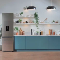 Samsung RB38T633ESA_SI 70:30 Freestanding Frost Free Fridge Freezer - Stainless_steel -Prime Kitchen samsung rb38t633esa si 70 30 freestanding frost free fridge freezer stainless steel8806090561979 11i bq