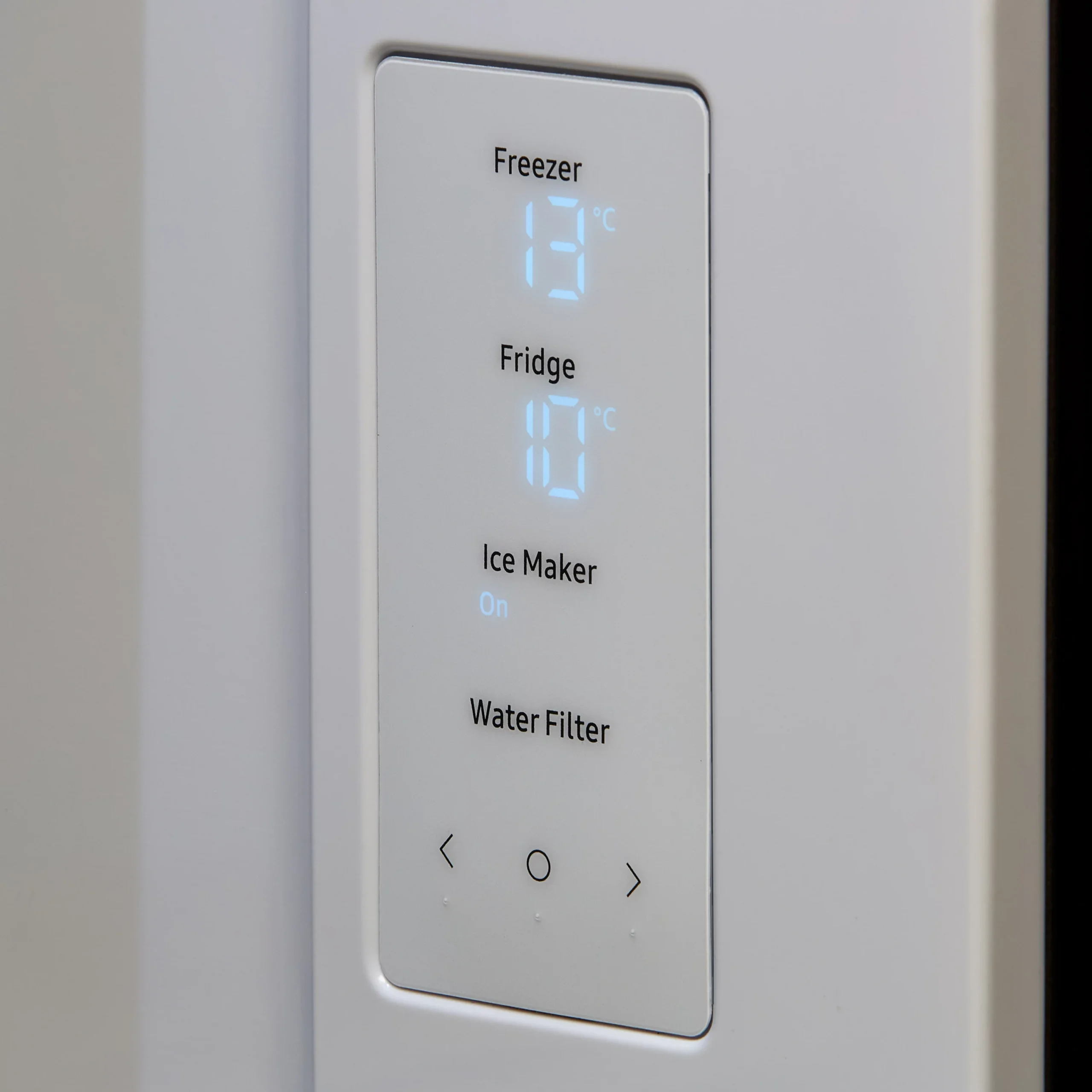 Samsung RS68A8830B1_BSS 60:40 American Style Freestanding Fridge Freezer - Black 8 Samsung RS68A8830B1_BSS 60:40 American Style Freestanding Fridge Freezer - Black - Image 6