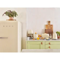 Smeg FAB28RCR5UK_CR Freestanding Fridge With Ice Box - Cream -Prime Kitchen smeg fab28rcr5uk cr freestanding fridge with ice box cream8017709299101 10i bq