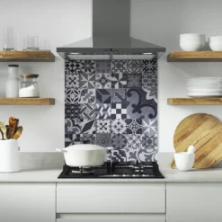 Splashwall Alloy Grey Classic Pattern Mosaic Aluminium Splashback, (H)800mm (W)600mm (T)4mm -Prime Kitchen splashwall alloy grey classic pattern mosaic aluminium splashback h 800mm w 600mm t 4mm5060699097908 01c