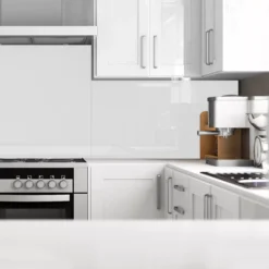 Splashwall Gloss White Glass Effect Glass Splashback, (H)750mm (W)600mm (T)6mm -Prime Kitchen splashwall gloss white glass effect glass splashback h 750mm w 600mm t 6mm5060045039538 01i bq